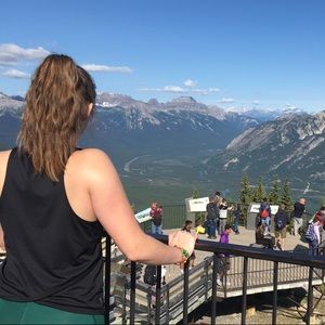 Meet your Posher, Amy